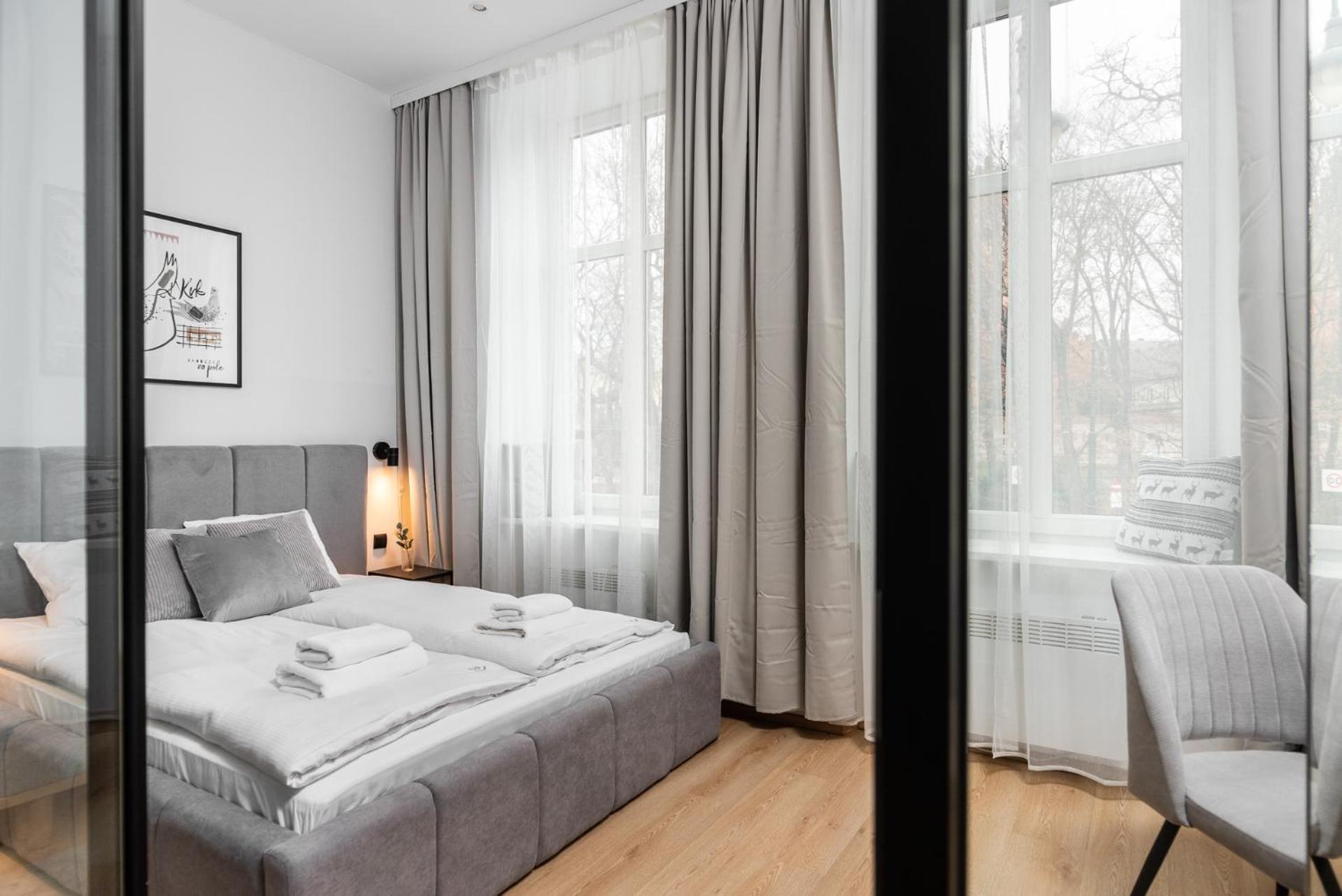 Modern Centrally Located Apartments - By Upstairs Cracovia Exterior foto
