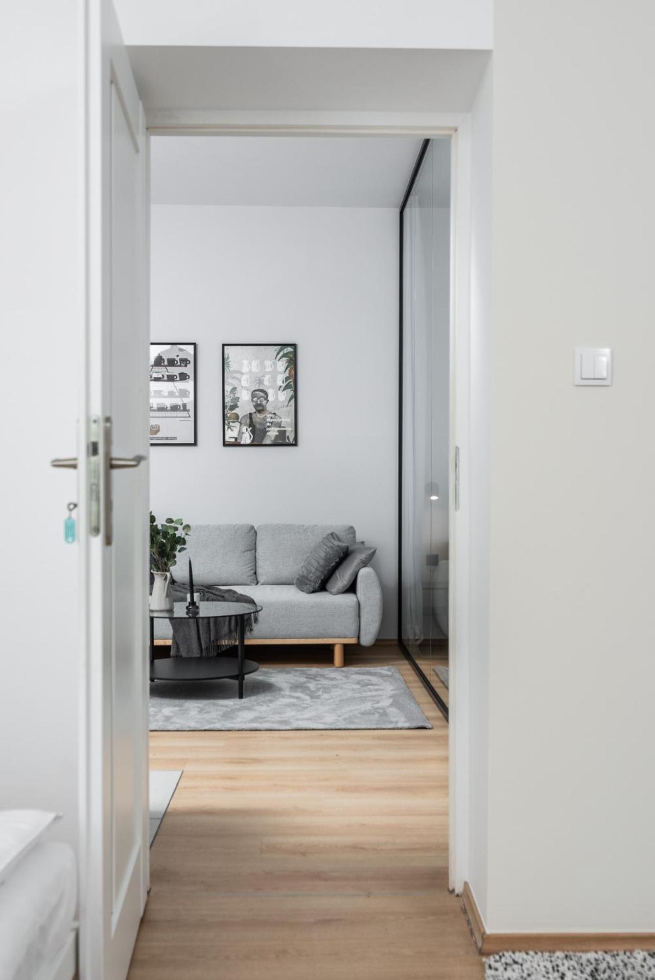 Modern Centrally Located Apartments - By Upstairs Cracovia Exterior foto